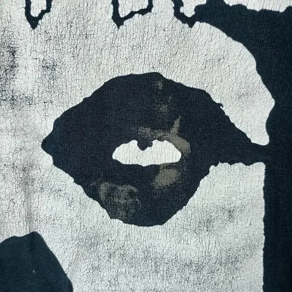 Misfits Skull Graphic T Shirt Men Large Black Official Gildan Thrashed VTG - Picture 7 of 10